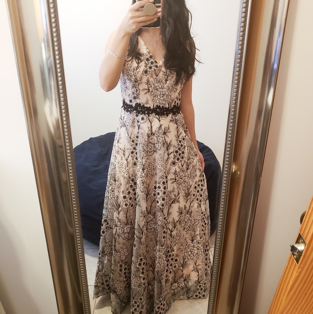 Lace Embroidered floral black tie dress